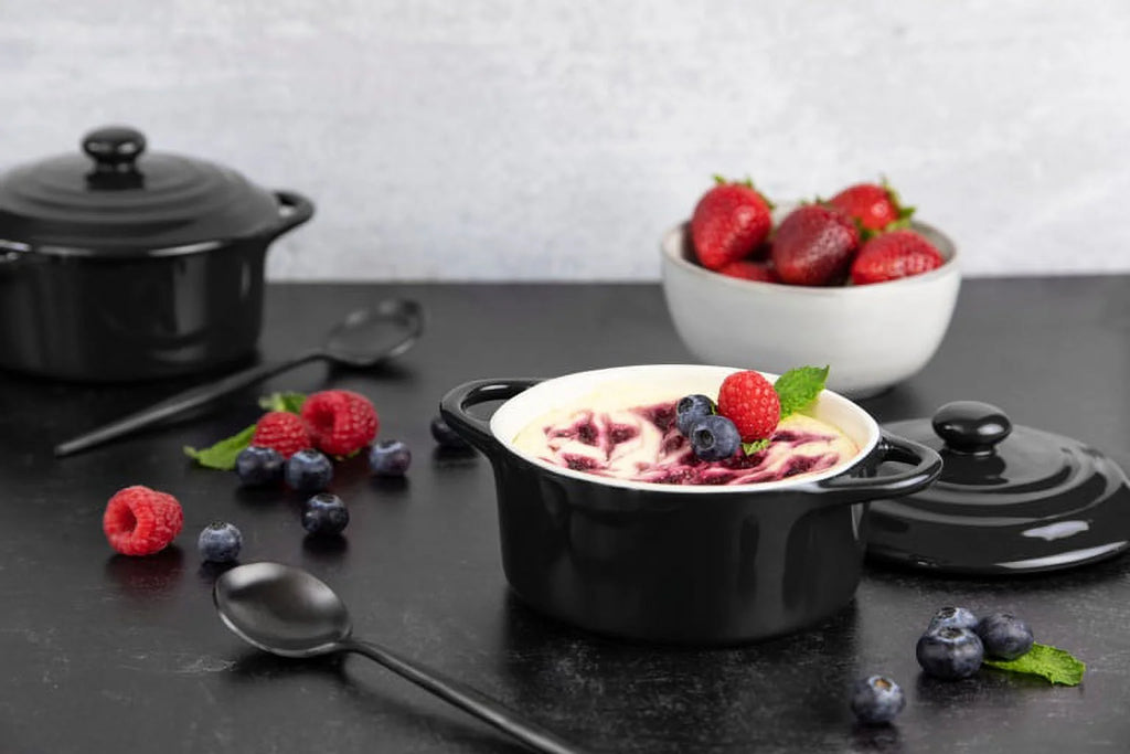 Ceramic Mini Cocotte Set, 12 Oz, Set of 4, Black B2500