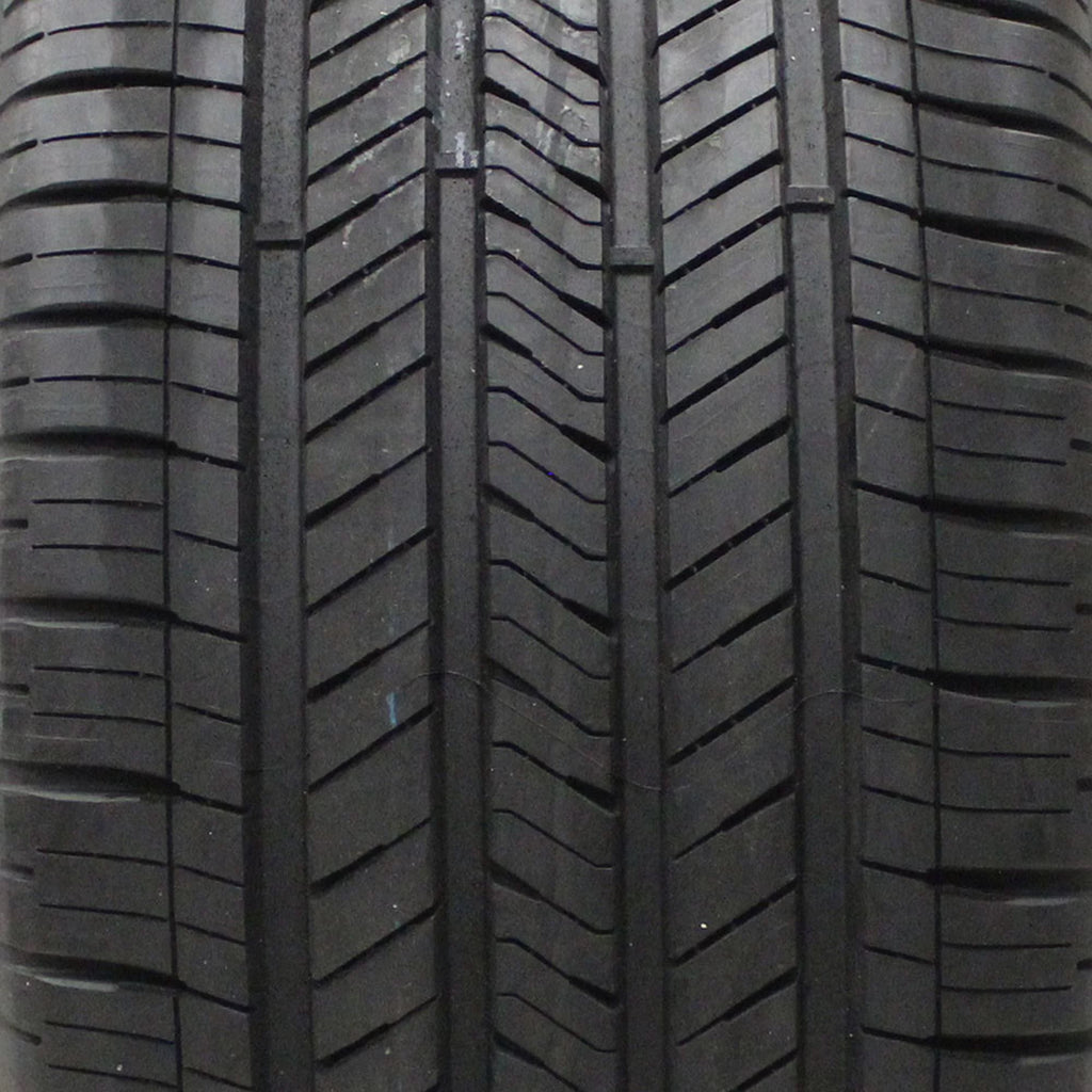 All Season 245/40R20 95W Passenger Tire F8850