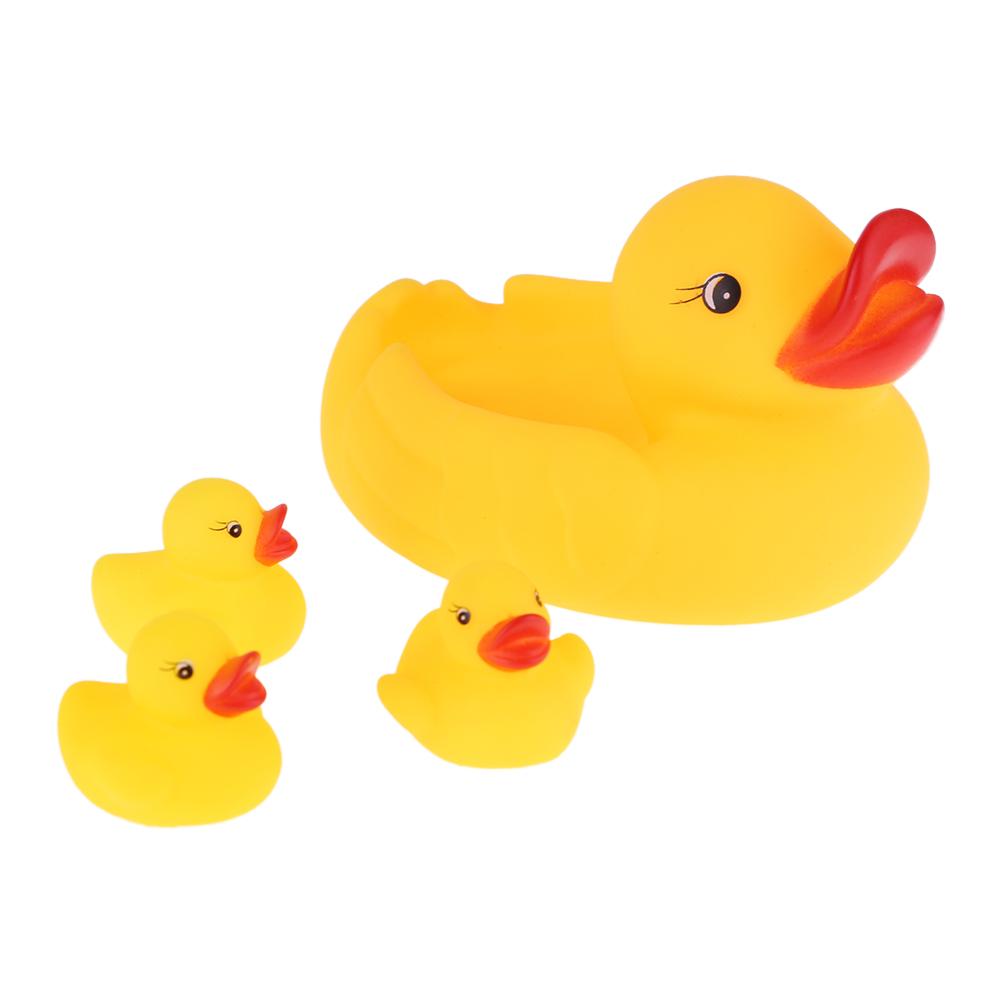 4Pcs/set Vinyl Squeaky Ducks Bath Toy P800