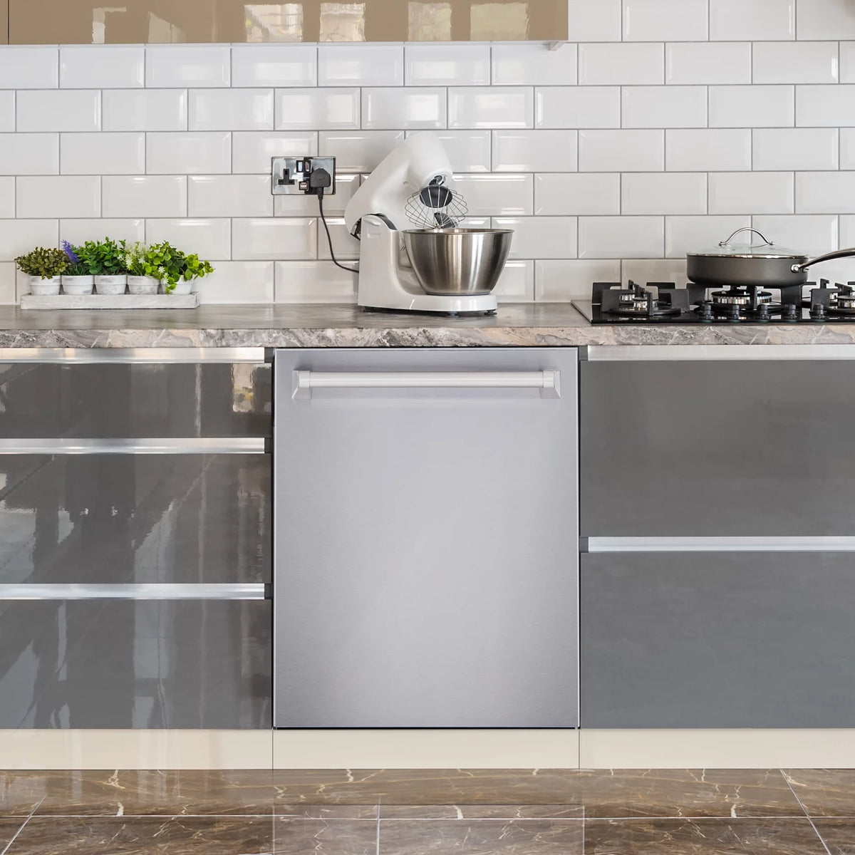 3 Piece Kitchen Appliance Package with Gas Range Range Hood and Dishwasher U21580