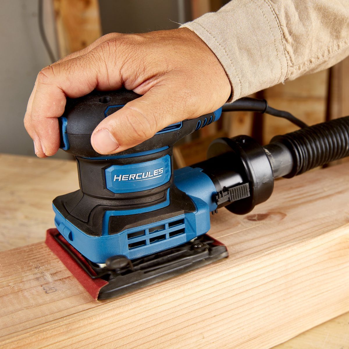 2.4 Amp Orbital 1/4 Sheet Sander Z865