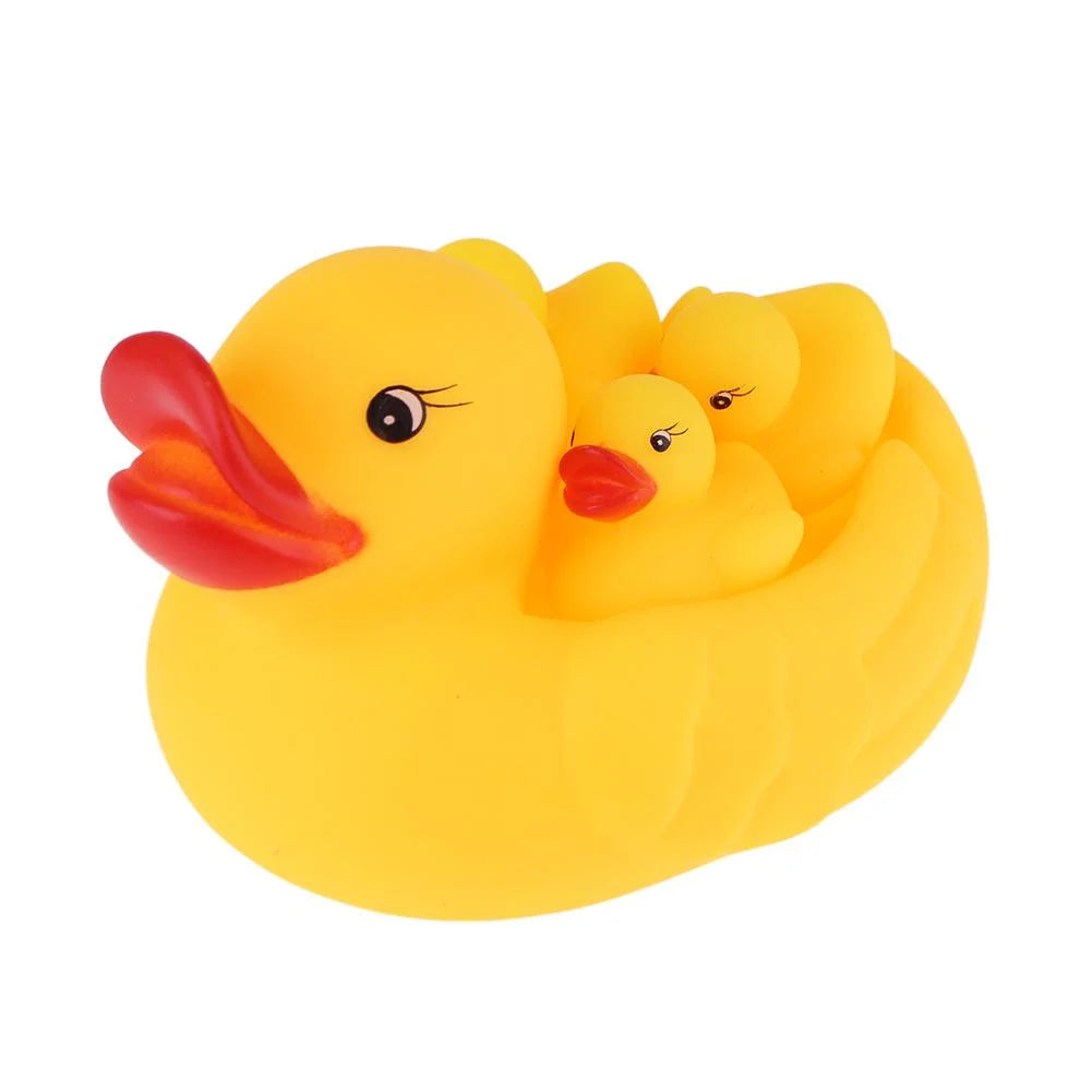 4Pcs/set Vinyl Squeaky Ducks Bath Toy P800